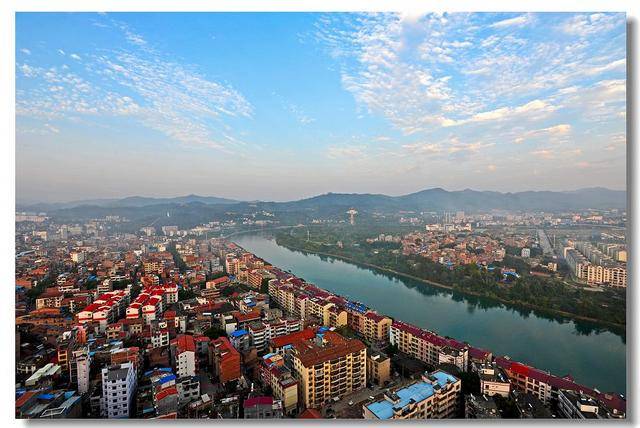 广西各地市gdp排名20_2020广西房价排名(2)