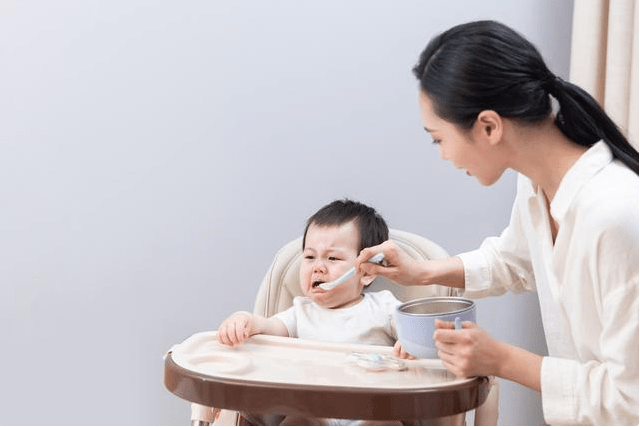 营养|这4种看似营养的辅食不能碰，容易影响孩子健康宝宝在2岁前