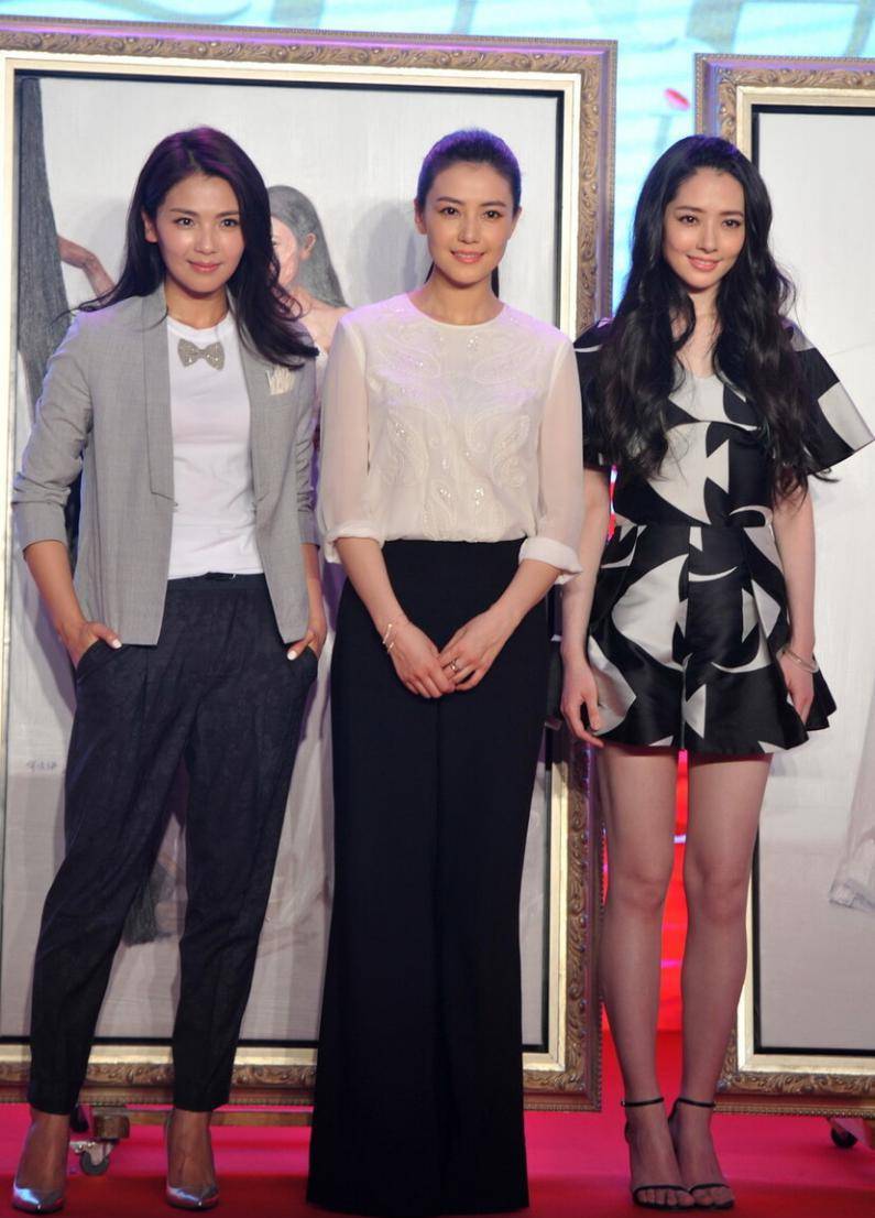 刘涛|刘涛和高圆圆罕见同框，同穿黑色裤子，却美出了不一样的效果