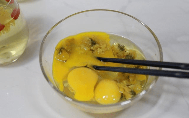 鸡蛋上火吗 来自搜狐网