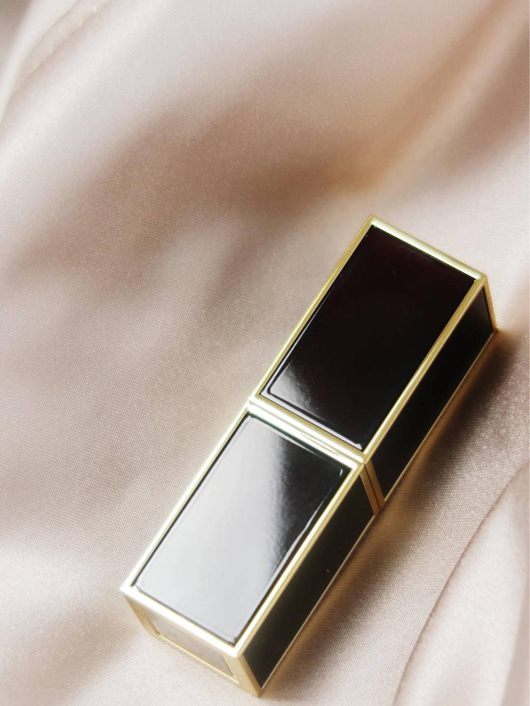 枫色|在这个慵懒限定的季节，将秋天的枫色抹在唇上