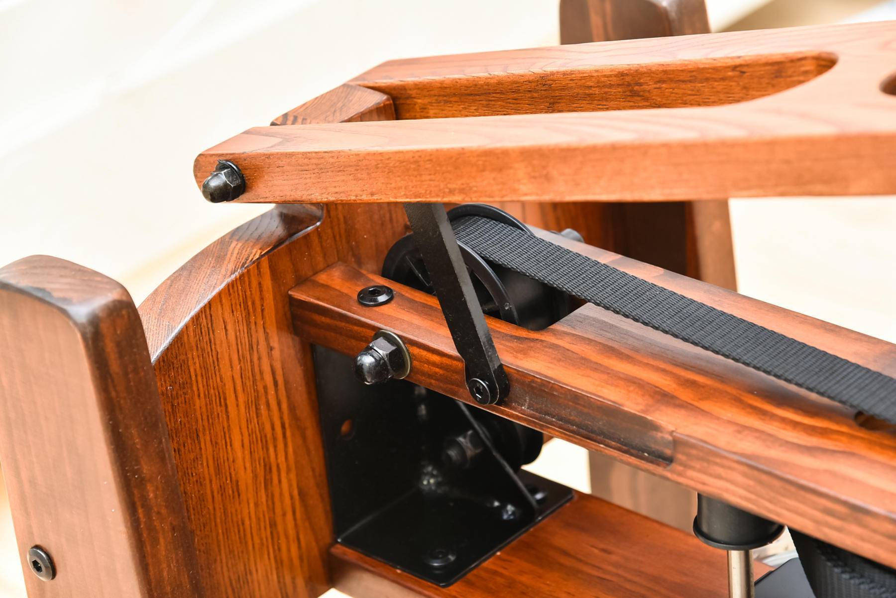 支架|体重蹭蹭往上涨,健身房太远,怎么办?可折叠野小兽划船机来帮忙