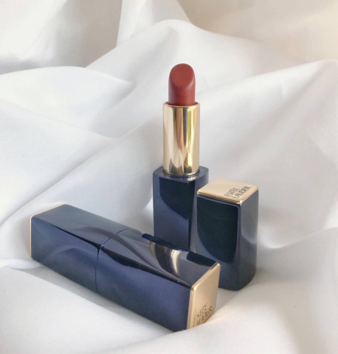 枫色|在这个慵懒限定的季节，将秋天的枫色抹在唇上