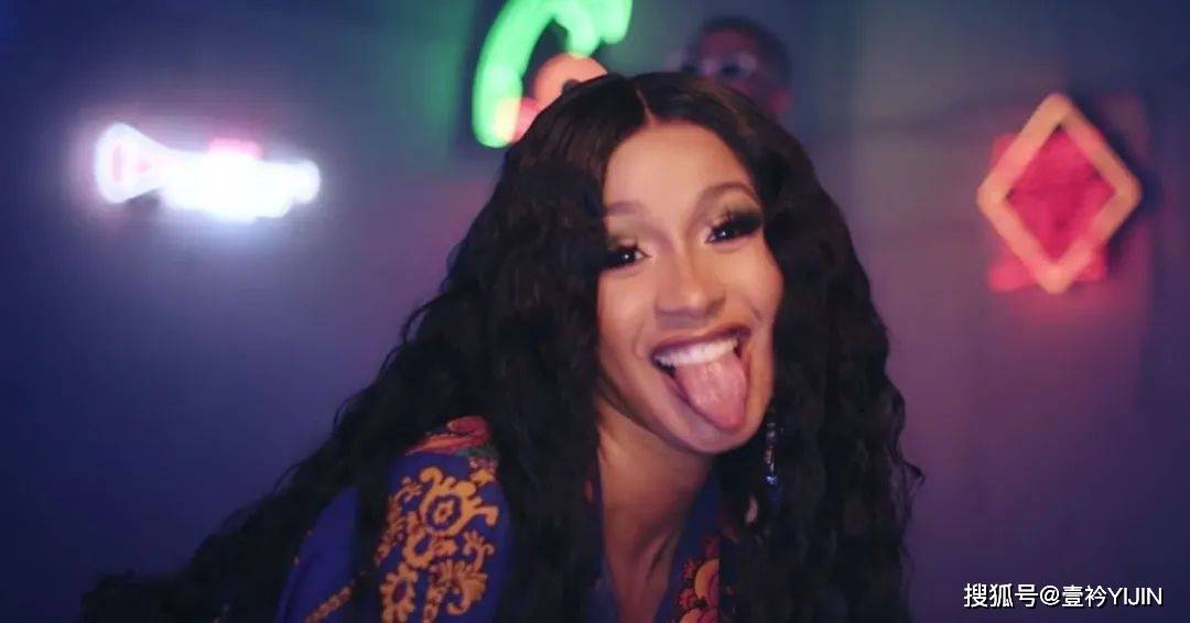 来源|不会打鸣的脱衣舞娘不是好Rapper!卡老师的入党申请书我们已经收到了,Skrr~