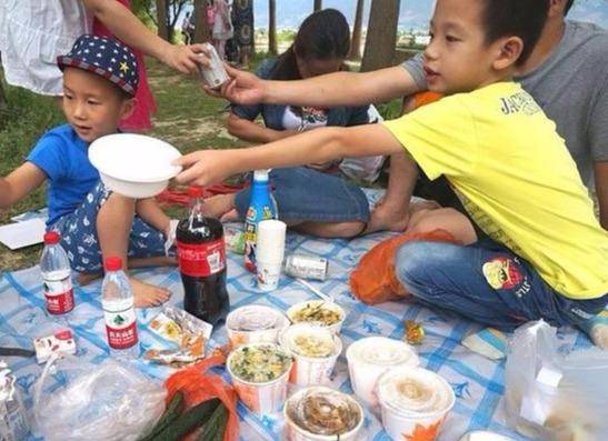 流失|10岁男孩骨骼线闭合.3种饮料加速“钙流失”家长们看一看