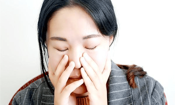 女人多少岁到更年期的症状 d49ec5d9b78c4e5fa1572e3450b197b2.png