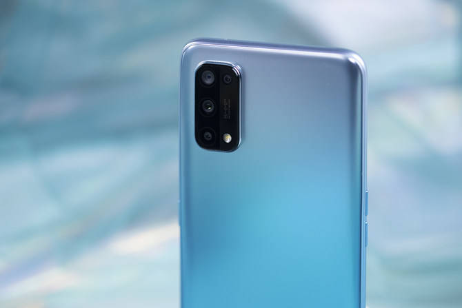 视频|realme真我X7测评：最便宜的65W超级闪充手机