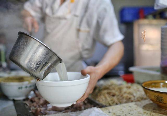 喝汤|洛阳人爱喝汤 千古传颂的爱情故事也难抵过一碗羊肉汤