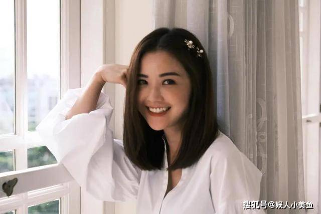 魔法|被传分手的阿Sa晒美照，38岁的她仿佛只有18，被施了魔法？