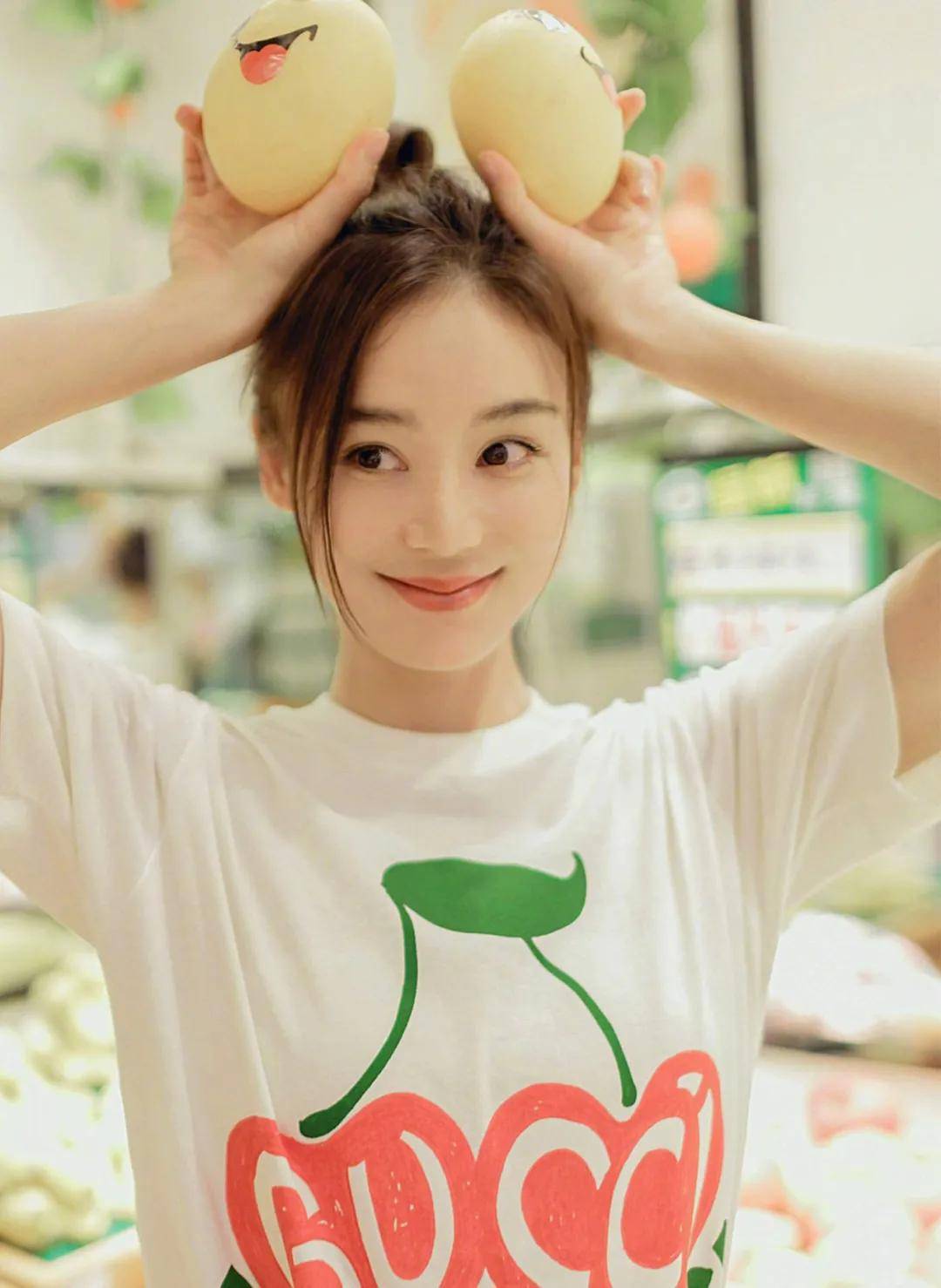 人中|向佐这个强大的长相洼地，真让人担心郭碧婷孩子的颜值