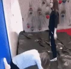 两哥们猜成语_两个好哥们照片(3)