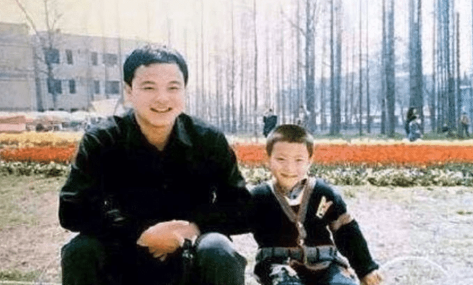 黄子韬|黄子韬父亲发家史曝光：死后身价超200亿