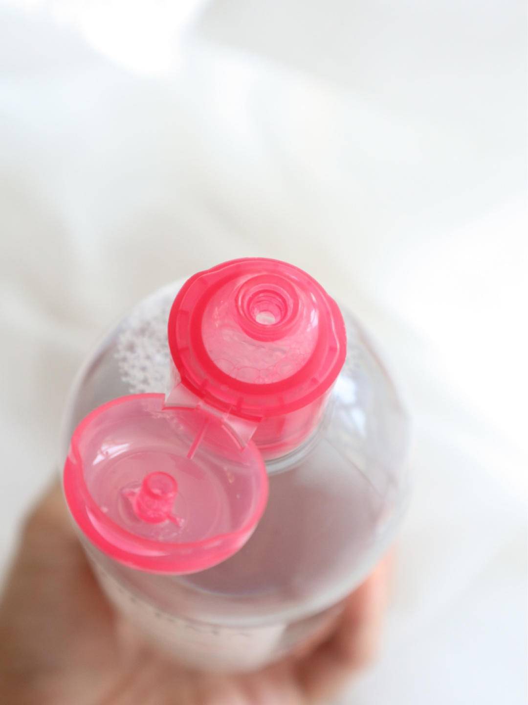 按摩|别整些没用的!谁说长期化妆皮肤就会变差?