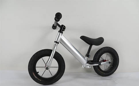 益智玩具品牌排行_菠萝树益智玩具体验馆,全国700多家门店的品牌验证(2)