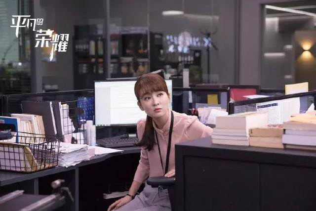 包包|初入职场的新人，如何选择包包？