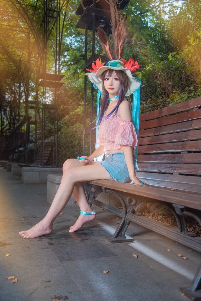 cos:阿米娅夏日活动