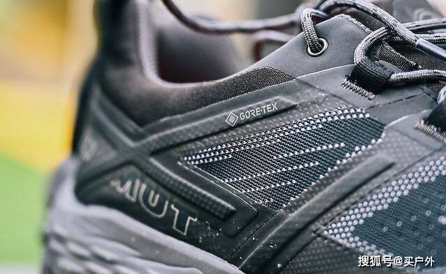 徒步鞋推荐评测 c495b77d15e74aa0a2594c3ba28ade1a.jpeg