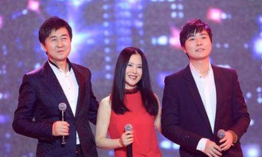 这节目是不是明星人缘检查表？打电话请了一圈