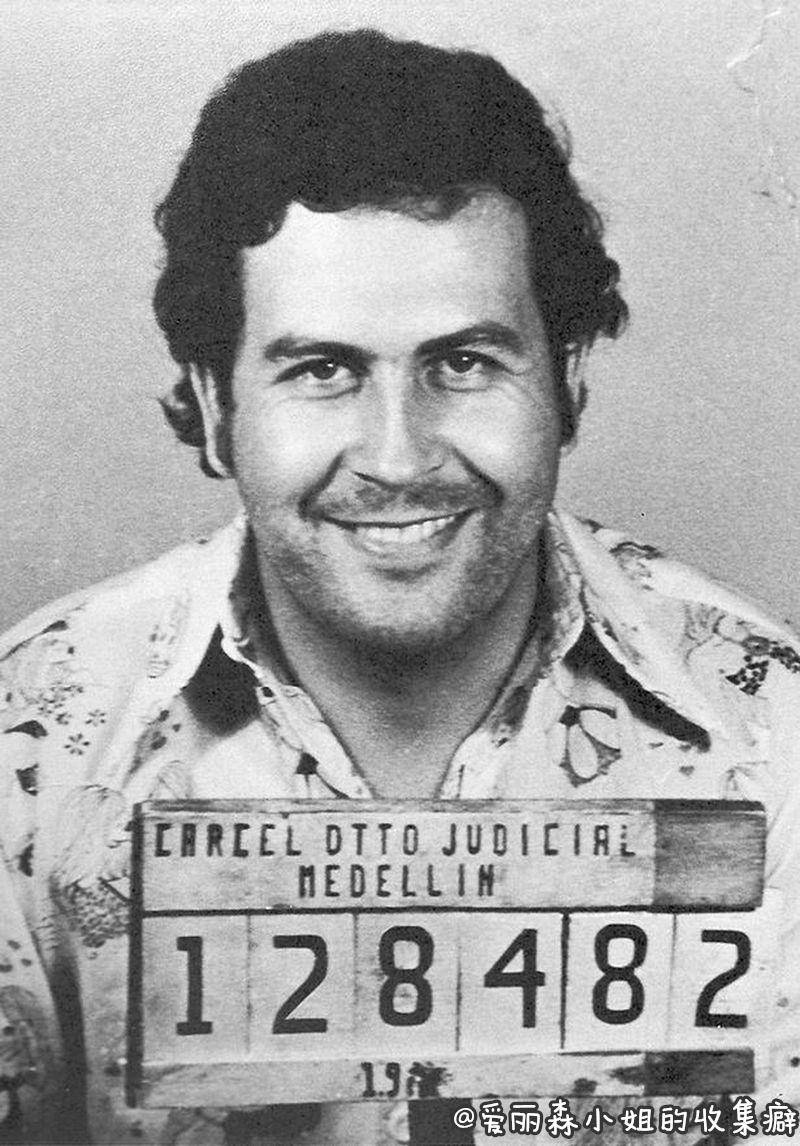 帕勃罗·埃斯科巴尔 pablo escobar,摄于1976年.