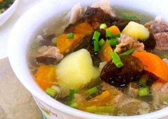 排骨汤怎么炖最有营养补气血 33f4afc5d6d2405bb5c24cc41993a3b4.jpeg