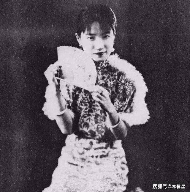 陆小曼被赞为倾城之姿,为何流传的照片上相貌平平?