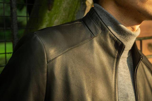 男装|时尚达人示范秋日出行穿搭,忘不了男装,让你轻松GET时髦感!