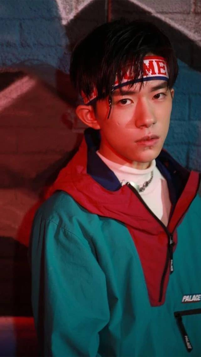 易烊千玺周冬雨电影完整版 c5779261188a440d99e72ecaa6e4519b.jpeg