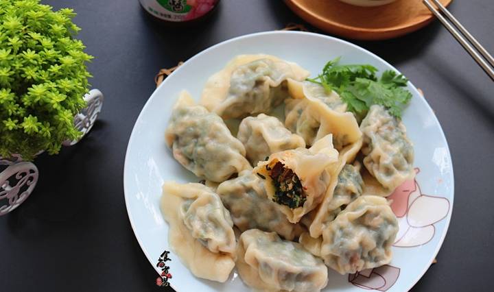 饺子馅怎么调汁水多 13d29ca5c28a4d569e9b8dc915e18233.jpeg
