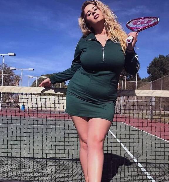 身材|大码模特体重都要超过180斤了，大腿却很纤细，运动起来很灵活