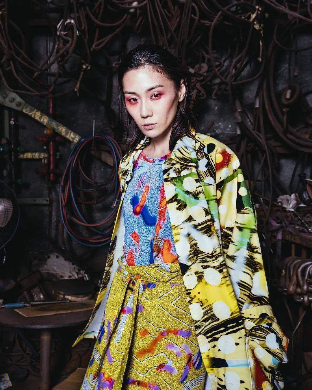 印花|衣图 | 数字美学、神秘符号与百搭极简图案的触及点在哪里？