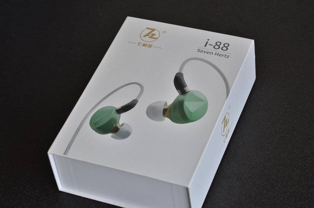 塞子|七赫兹i-88调音成熟、好听，老烧眼中可首推的千元级单动圈