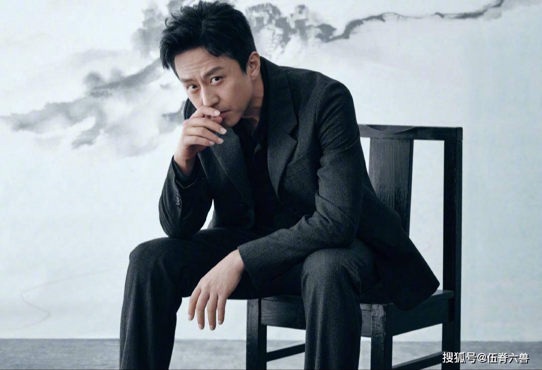 邓超被“揭短”后，自称要解散工作室，遭粉丝