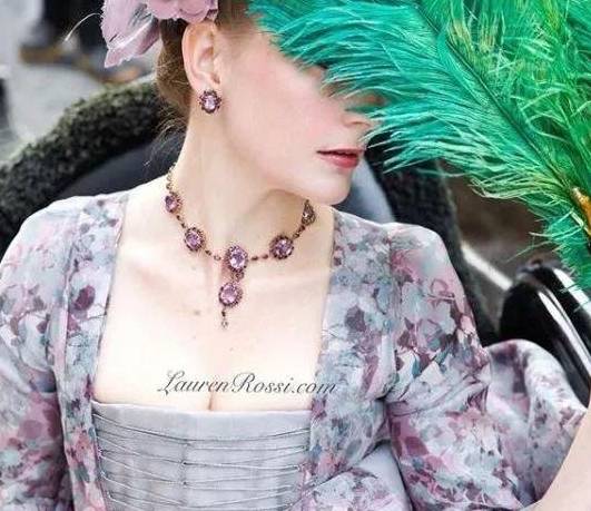 世纪|她亲手制作出十八九世纪复古裙,穿越时空的美感棒呆