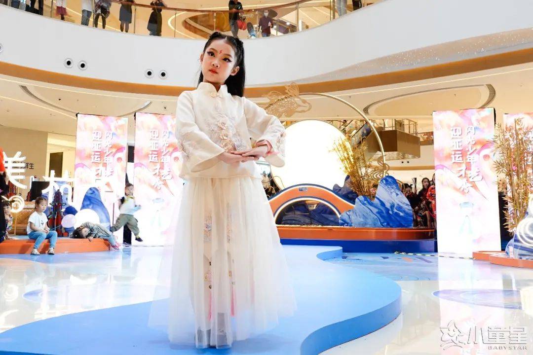 服装|闪光少年为亚运助力，这些小童星真的很燃！