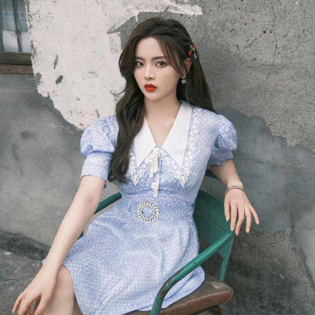 眼睛|原创杨超越真是连装都懒得装了，哭戏全靠眼药水硬撑，没想到连杨紫也？！