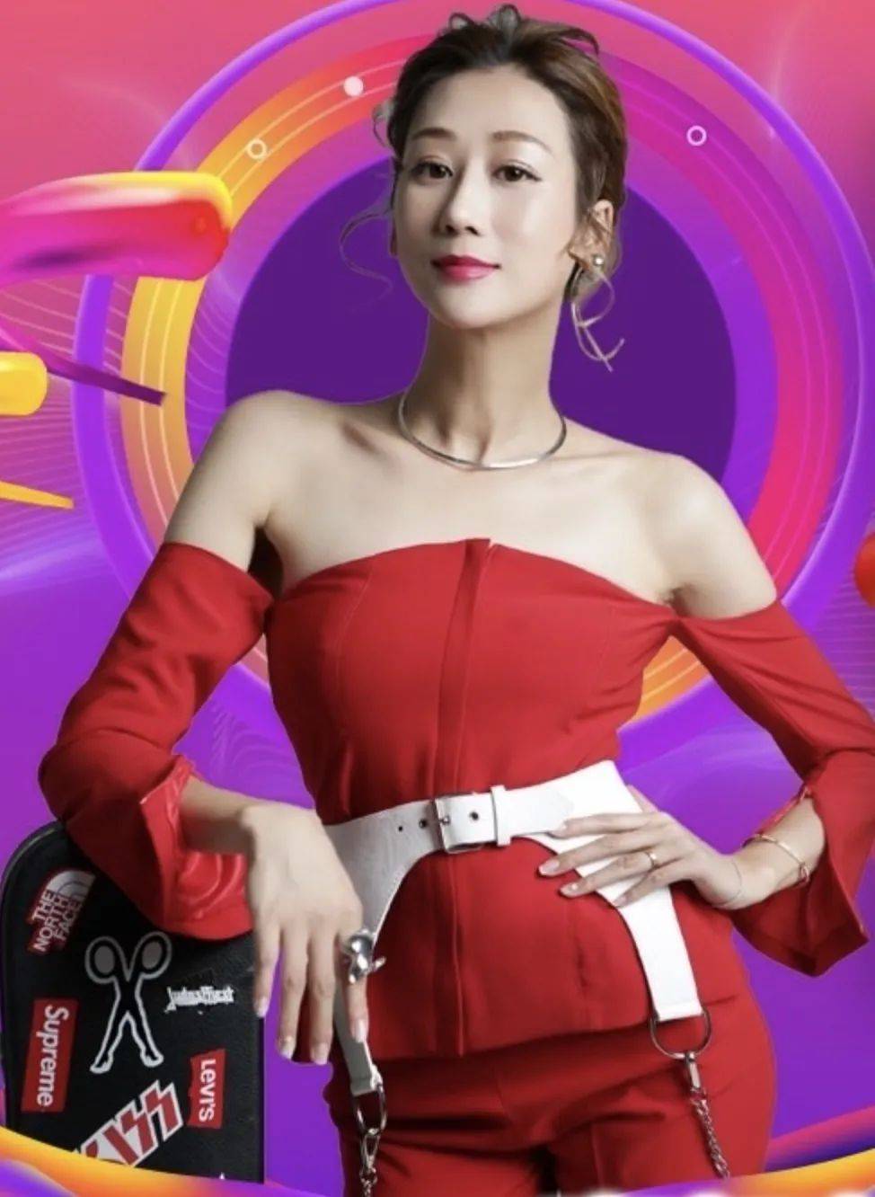 直播|陈浩民老婆直播翻车，网店疑卖假首饰，连包装都是山寨版