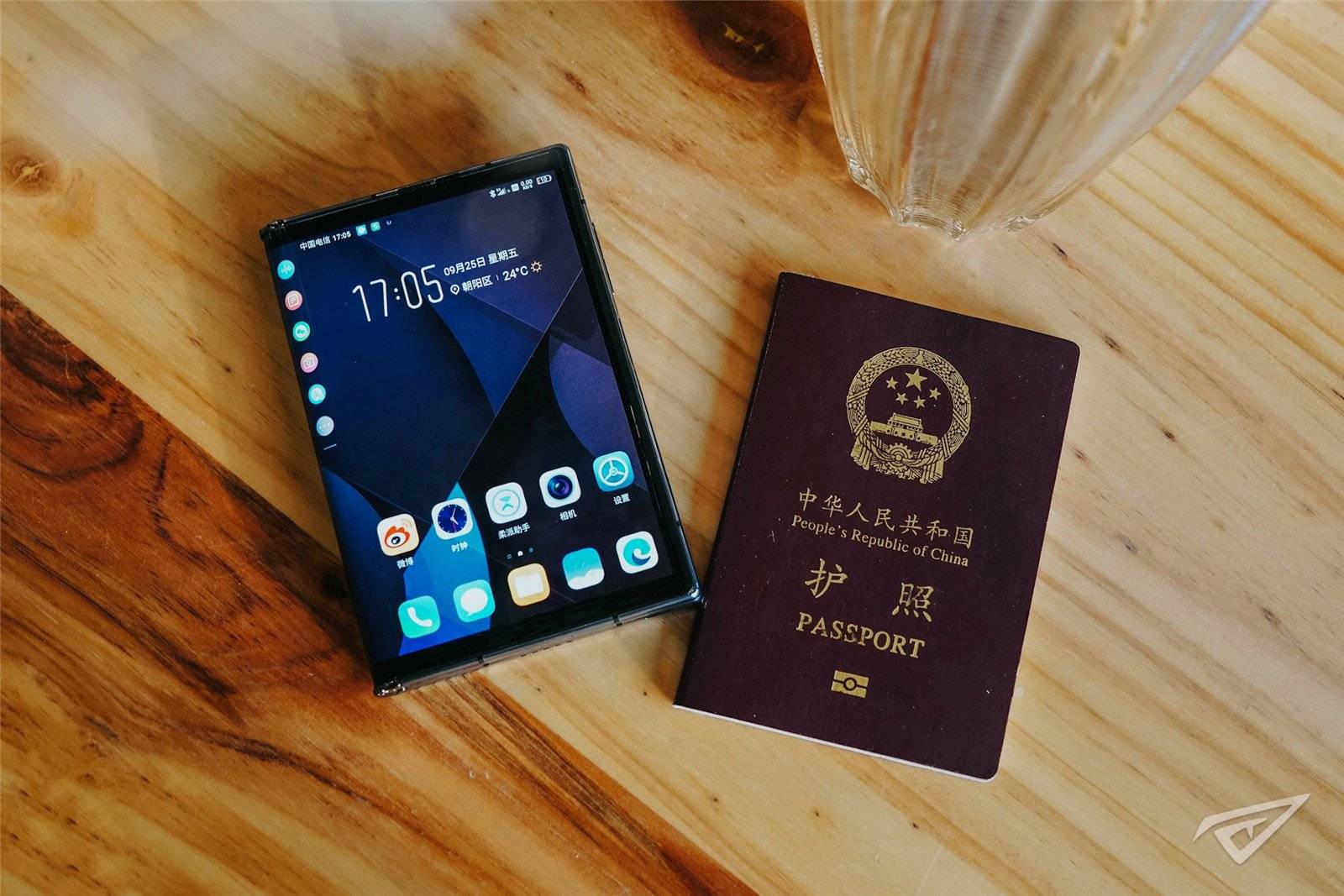 办公|黑莓Passport复活？商务范儿的另一种可能