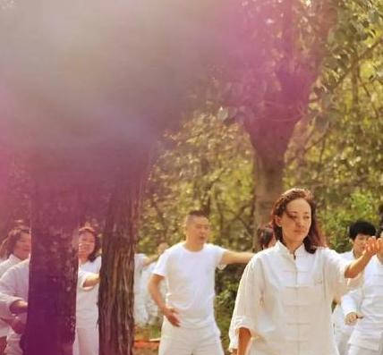从运动员到演员,8登春晚成&quot;国民媳妇&quot;,后