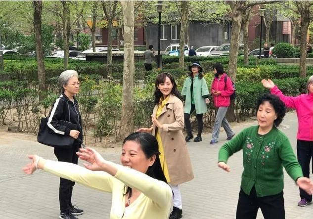 从运动员到演员,8登春晚成&quot;国民媳妇&quot;,后
