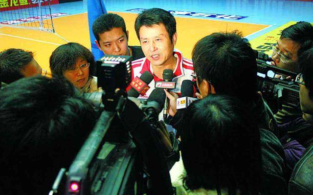 风波|见仁见智？陈忠和“让球风波”背后：从实用层面来说没有谁对谁错