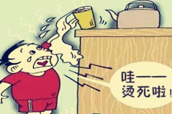 孩子|家长切勿马上送医,应先做好这四步应急处理!孩子意外烫伤