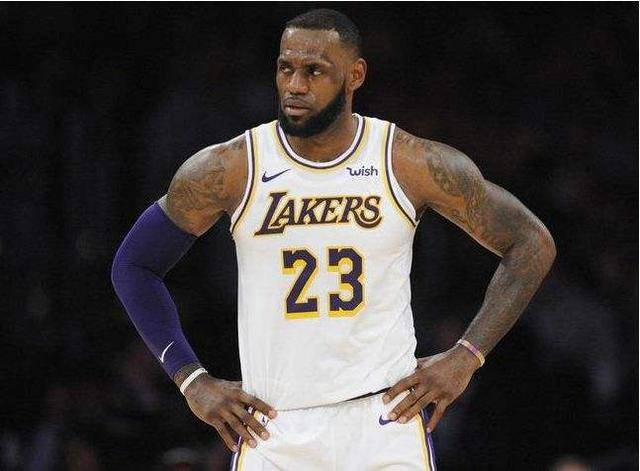 詹姆斯进入nba年龄 c88757488bd34e6592e4625203966cc7.jpeg