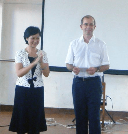 中国最美女校长 c8eff967c9324a9bb07ba5f6b0878423.png