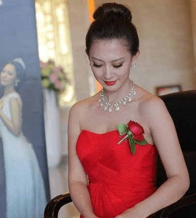 什么含饭成语_含反义词的成语有什么(3)