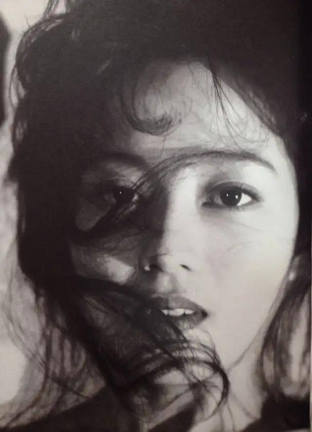 美少女|晚晚和朱茵的结合体，这些美少女炸弹极度可口！