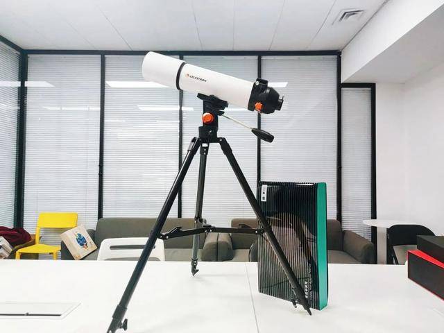 礼盒|开箱大赏，这届互联网月饼行不行？