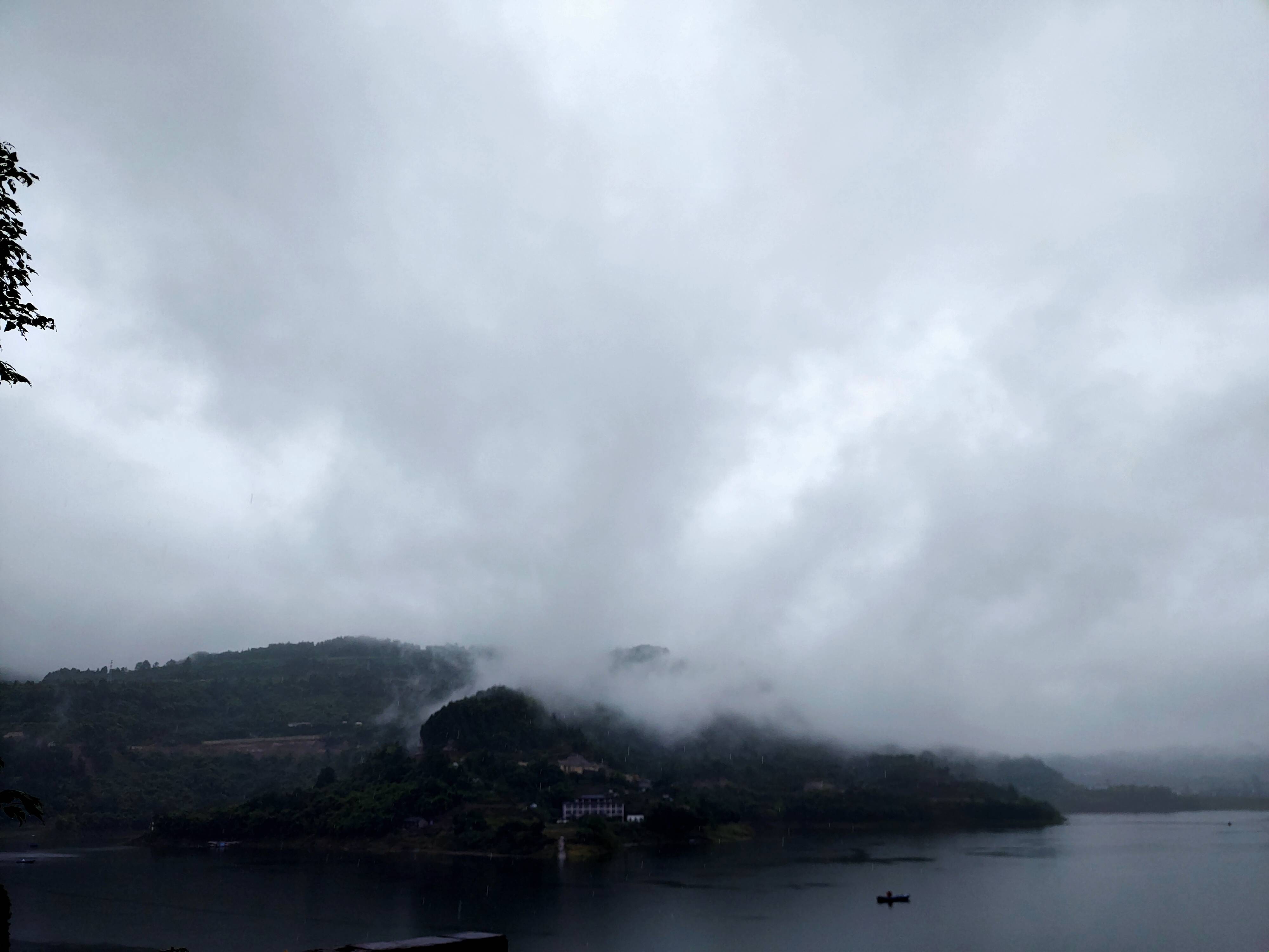 烟雨蒙蒙,美景如画,大忠县真的好美啊!