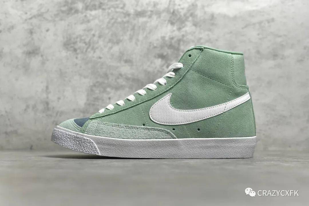 耐克nike blazer mid 77 vntg 开拓者休闲板鞋 麂皮翡翠秋风晚霞 cz