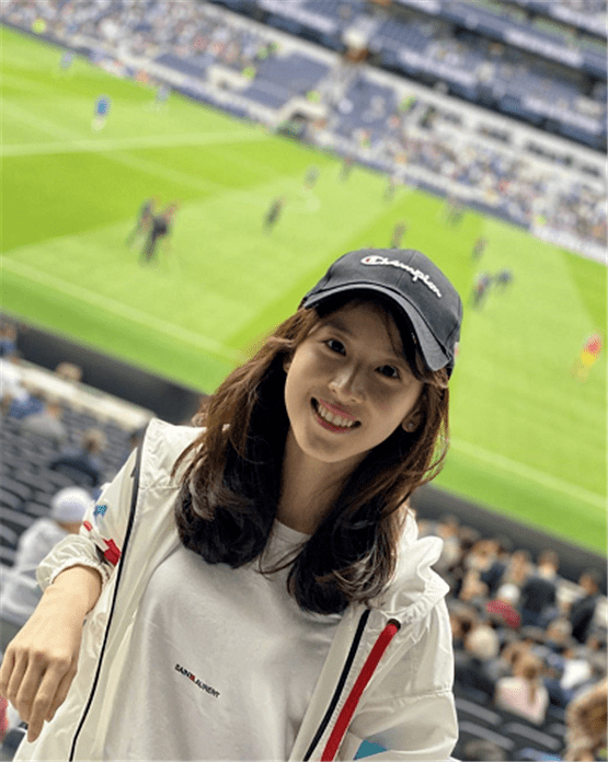 章泽天|被曝作弊挂科 章泽天维权要300万