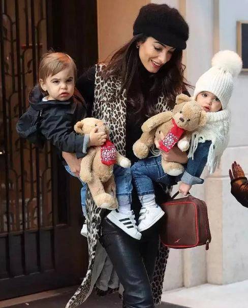 Amal|她是最会穿的性感律师，日常服装费要30万，却嫁大17岁的花花公子